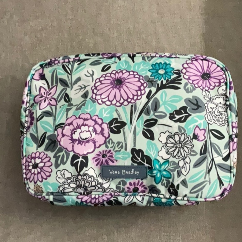 Vera Bradley Lighten Up Zip Around Medium Cosmetic in Penelope’s Garden